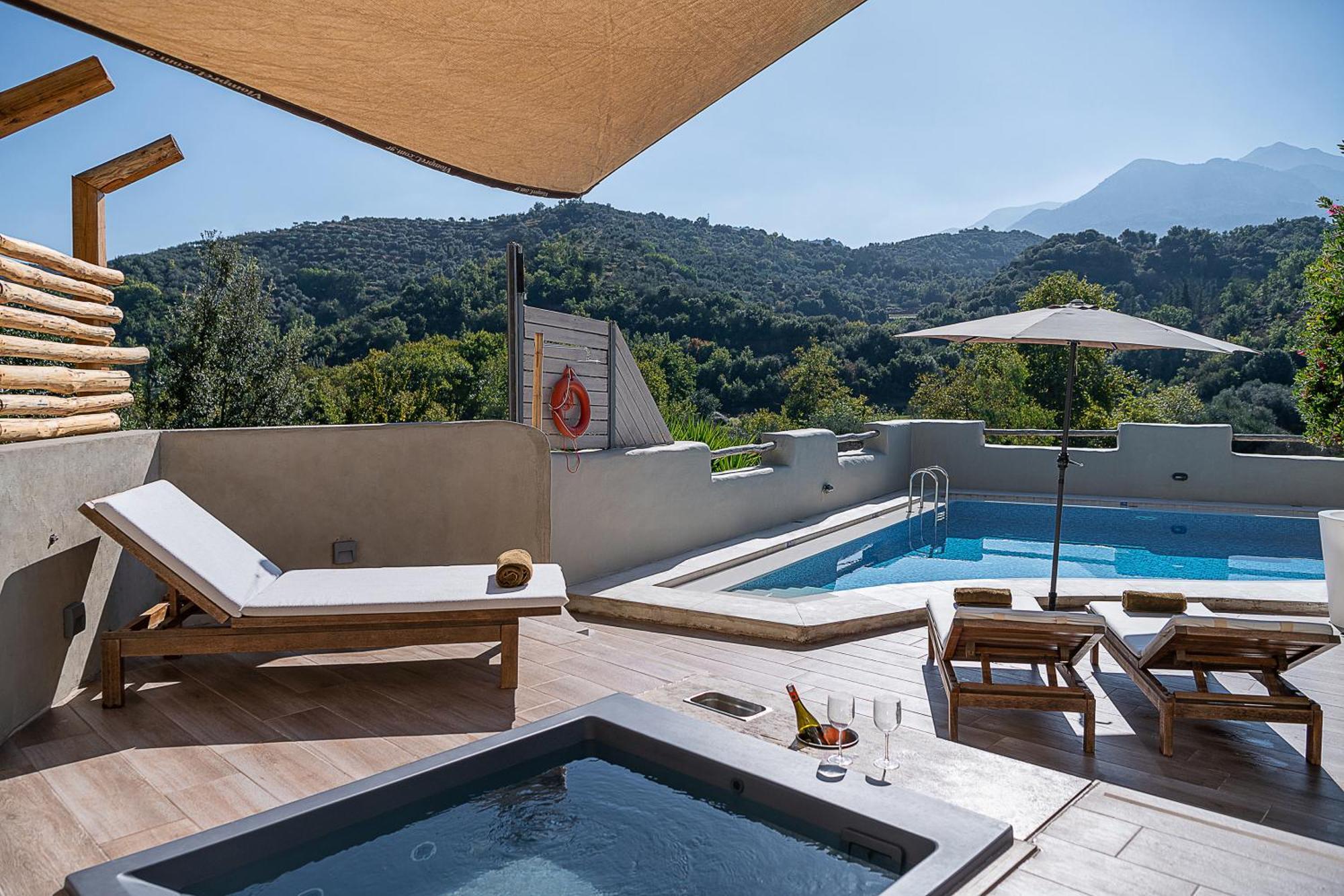 Verekinthos Villas - Pool, Hot Tub, Bbq, Kids Playground, Stunning Mountain Views Yerolákkos Eksteriør billede